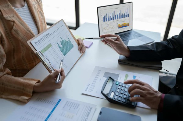 Atteignez l'excellence : Évaluation de la performance d'équipe pour la réussite