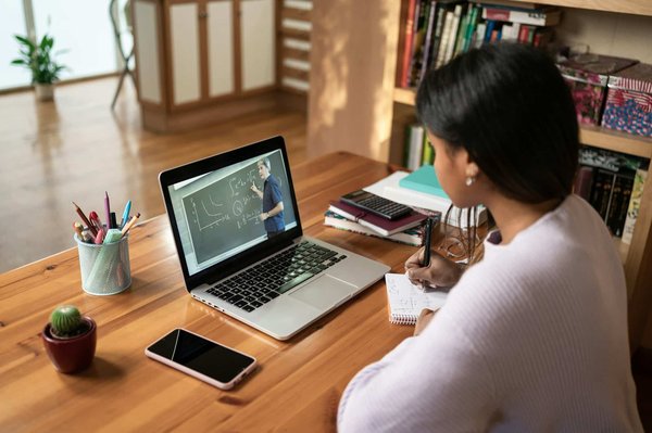 Stage de prépa math sup : combien cela coûte ?